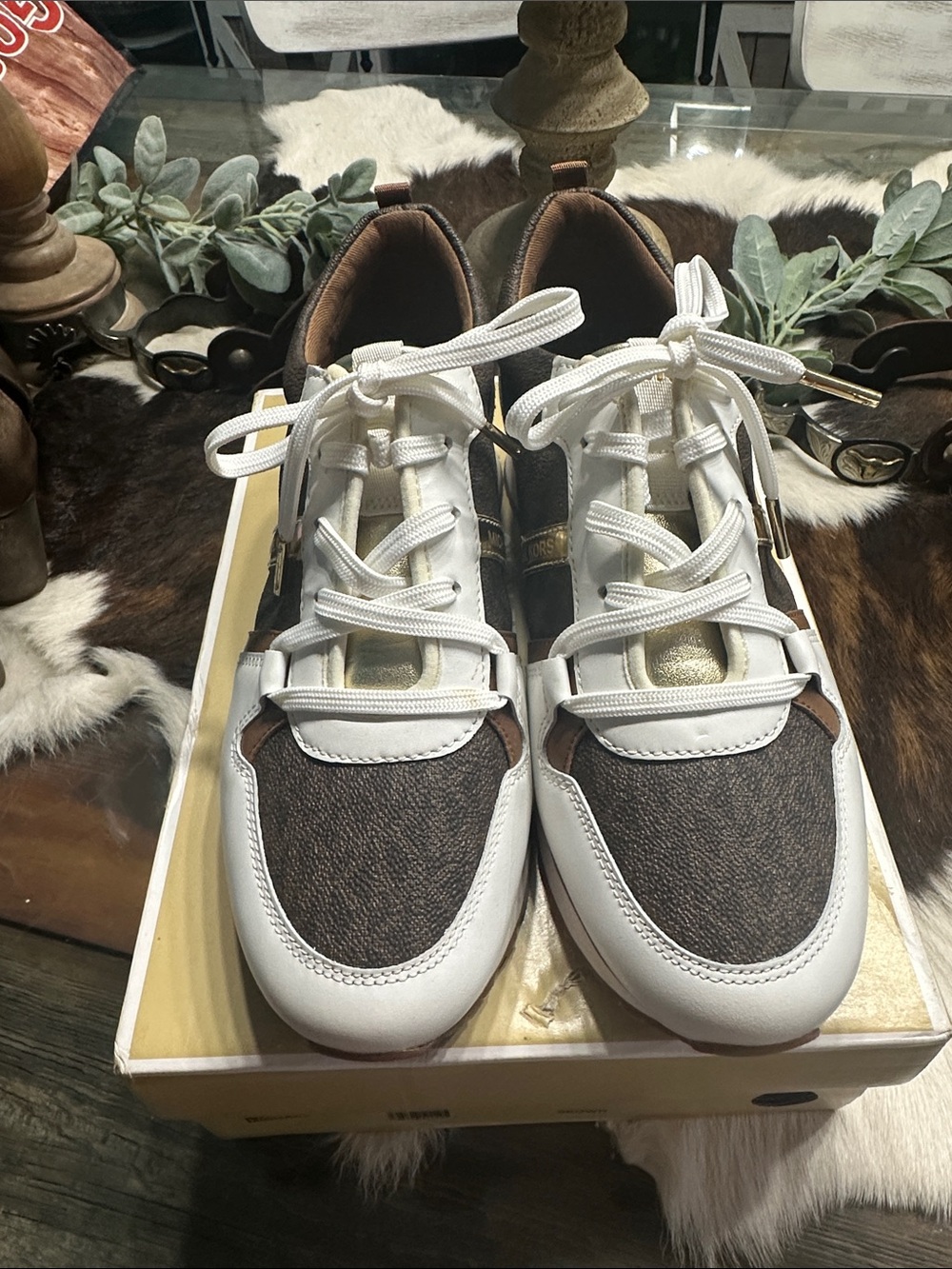 NWT Michael Kors White and Brown Logo-Trim Lace-Up Sneakers